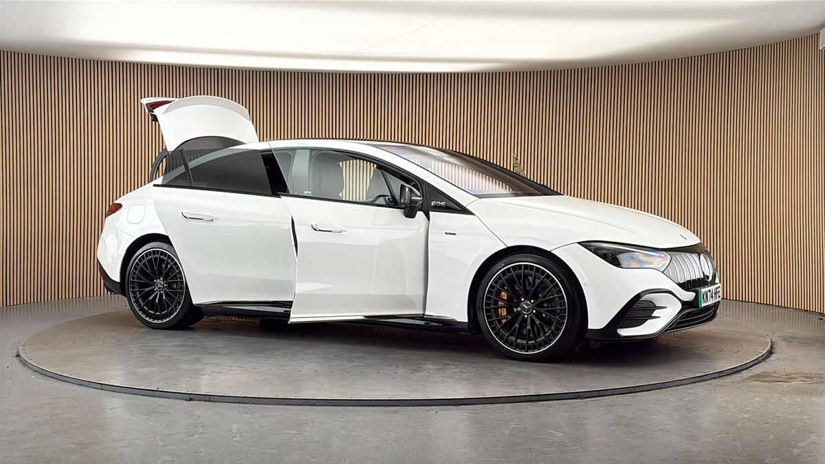 More views of Mercedes-Benz EQE