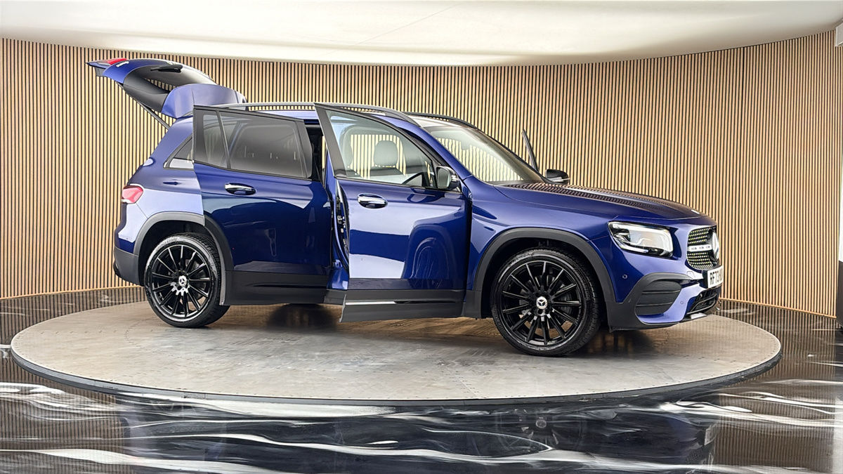 More views of Mercedes-Benz GLB