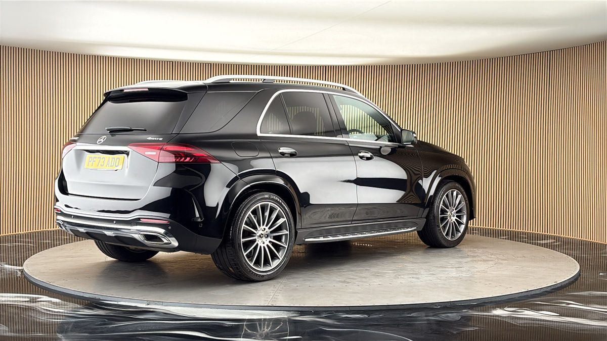 Mercedes-Benz GLE Image 21