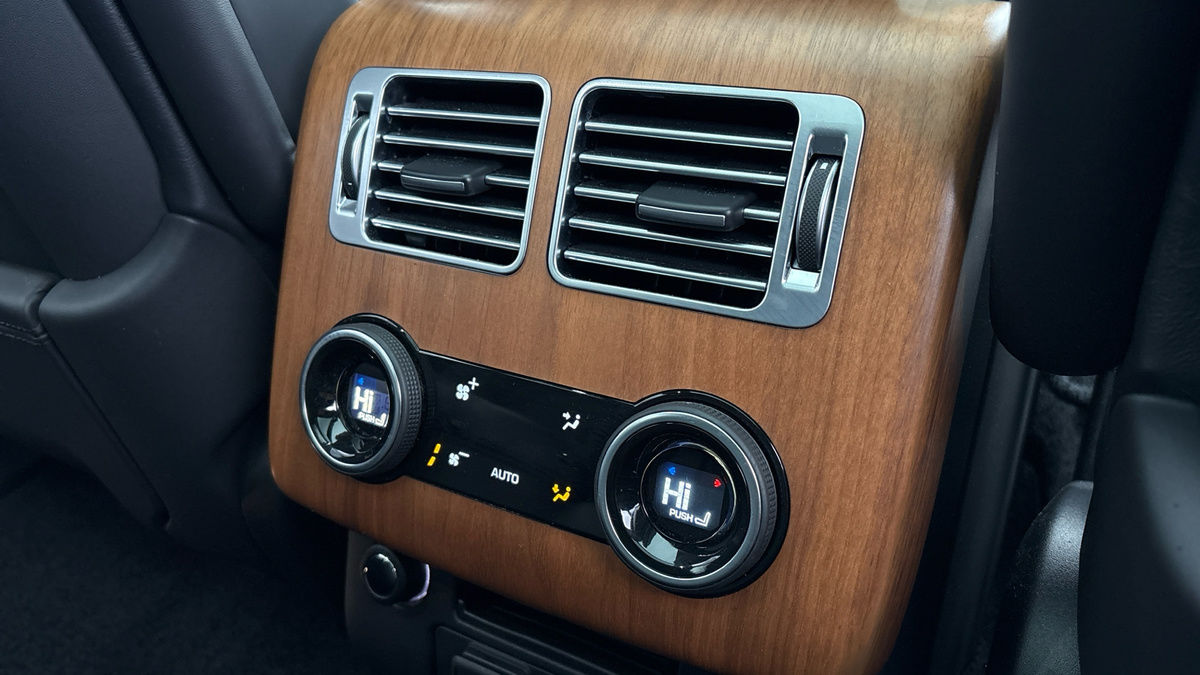 Land Rover Range Rover Image 27