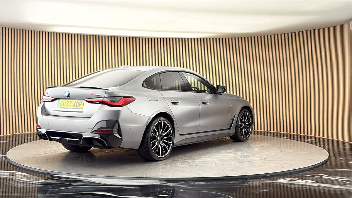 More views of BMW i4