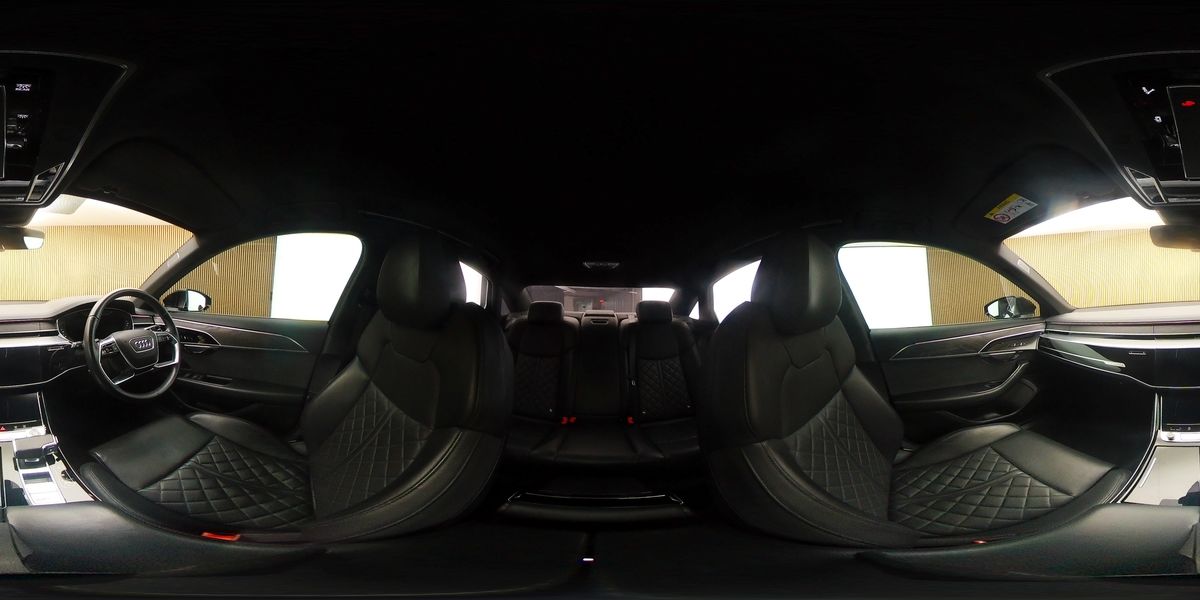 More views of Audi A8
