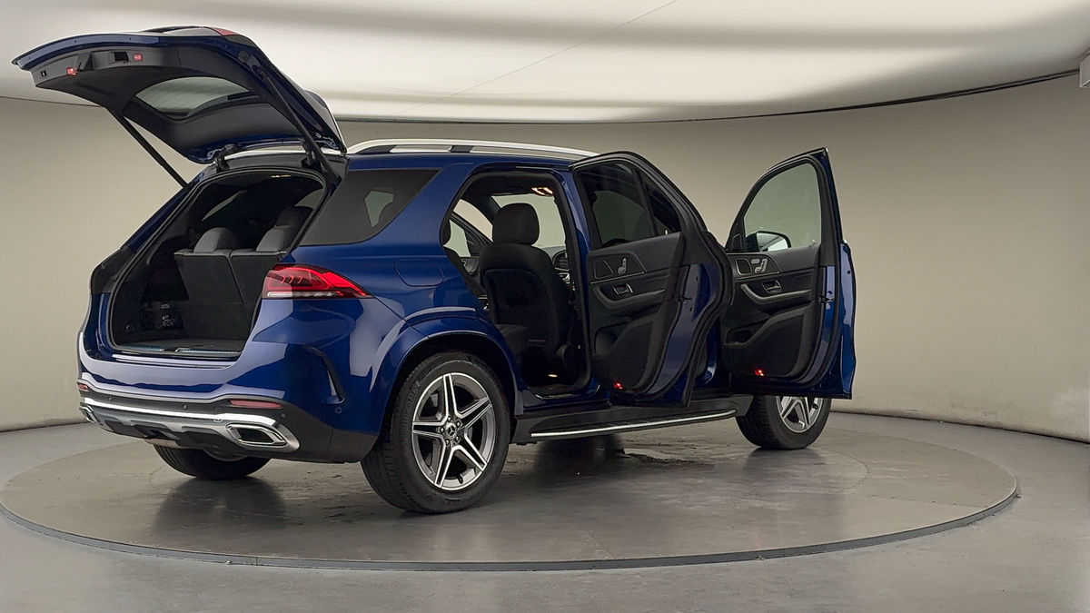 More views of Mercedes-Benz GLE