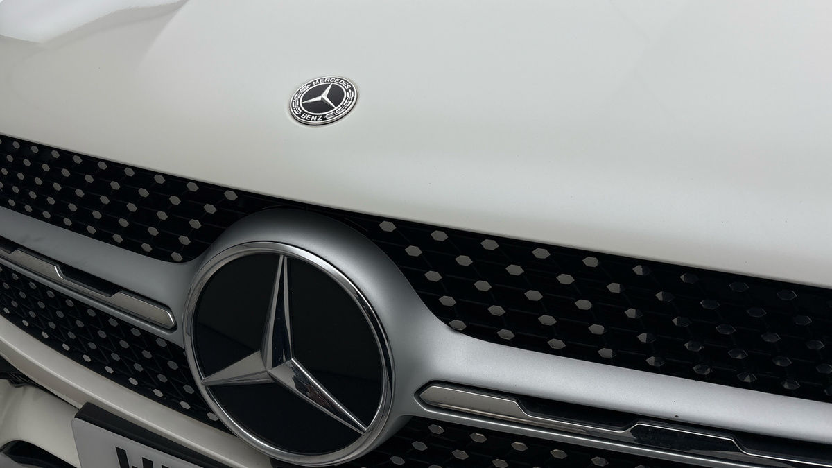 Mercedes-Benz GLC Image 24