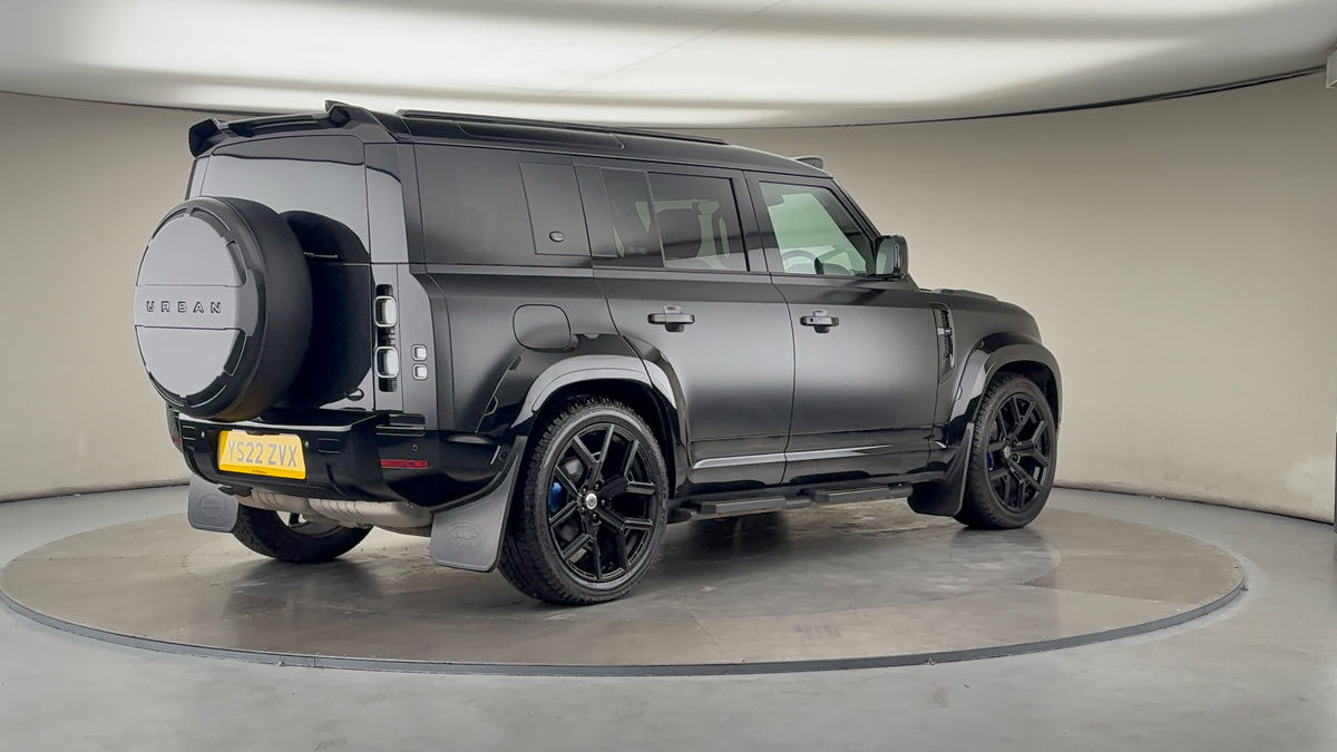 Land Rover Defender 110 Urban Image 21