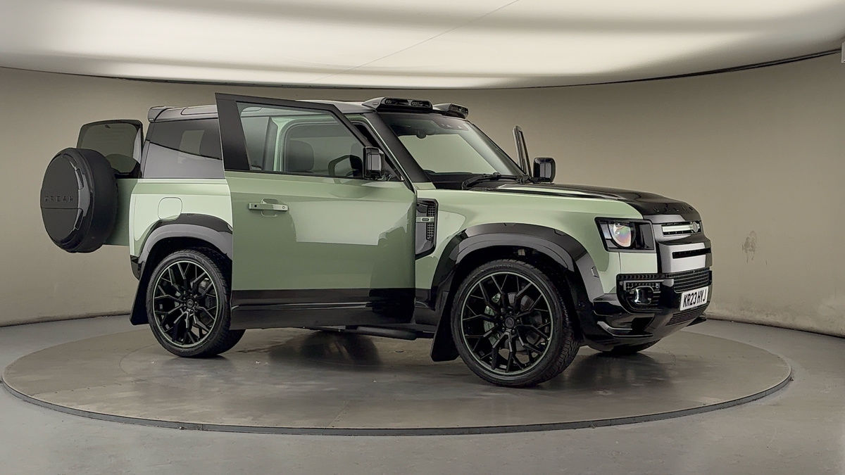 More views of Land Rover Defender 90