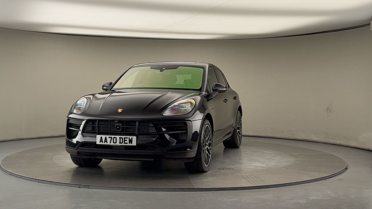 More views of Porsche Macan