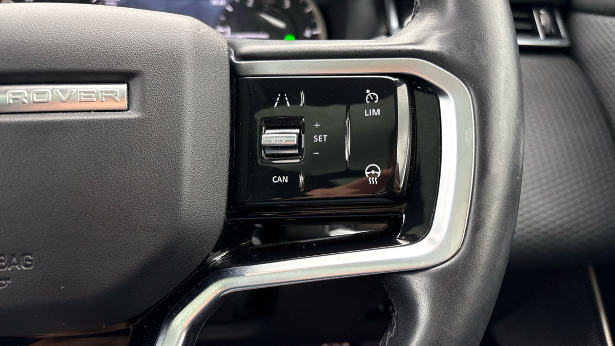 Land Rover Range Rover Velar Image 14