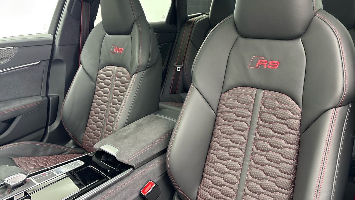 Audi RS6 Avant Image 7