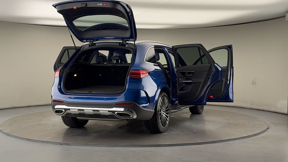 More views of Mercedes-Benz GLC