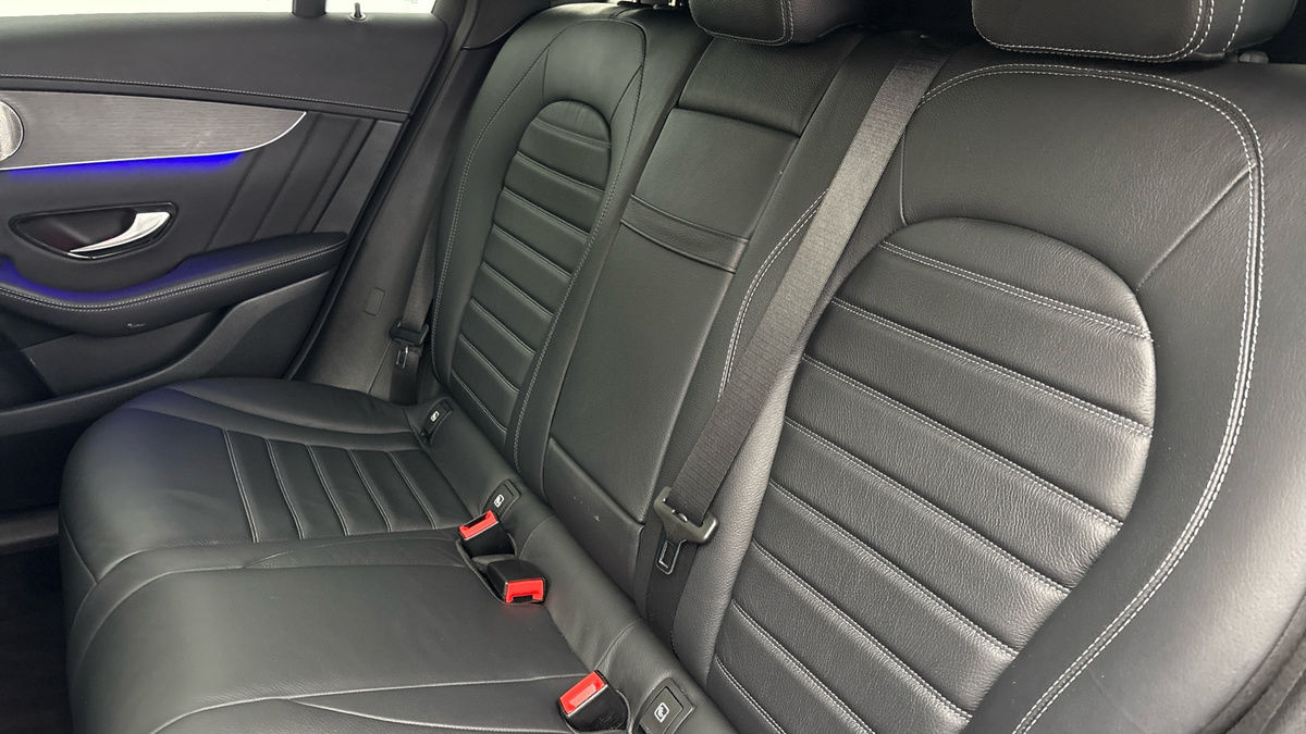Mercedes-Benz GLC Image 8