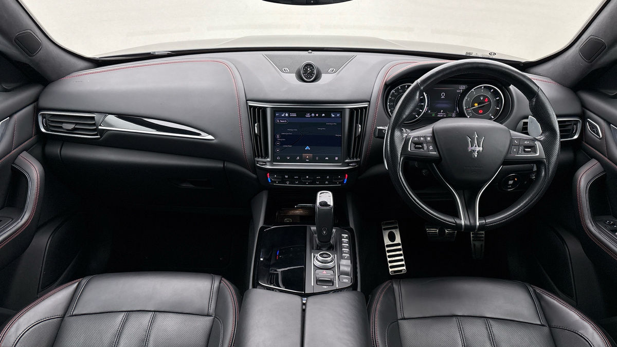 Maserati Levante Image 12