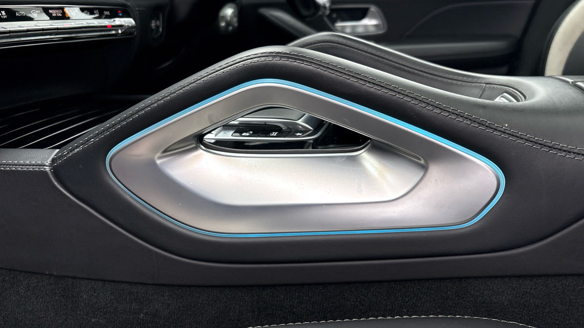 Mercedes-Benz GLE Image 36