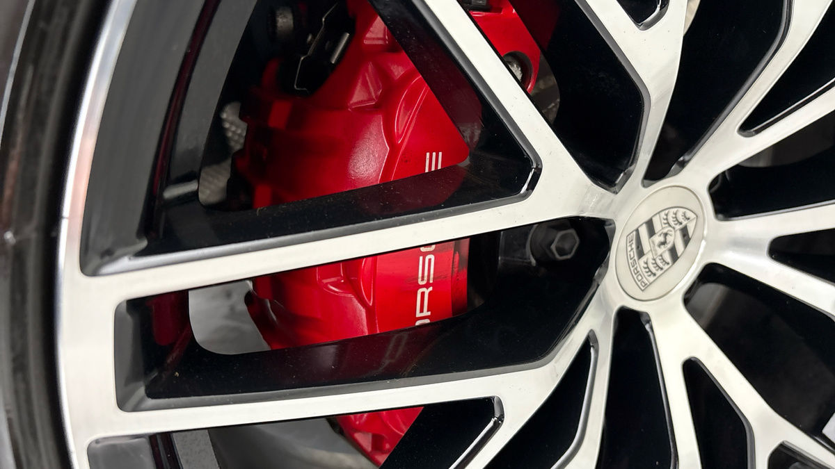 Porsche Macan Image 25