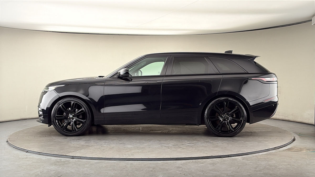 More views of Land Rover Range Rover Velar