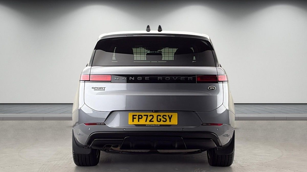 Land Rover Range Rover Sport Image 4