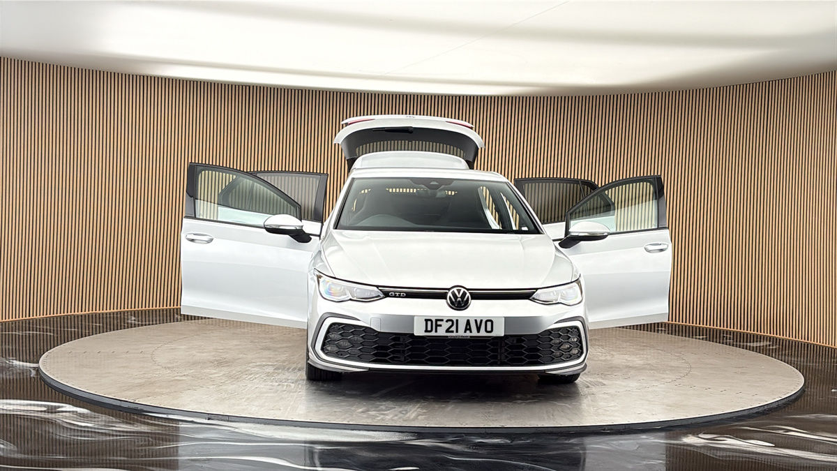 More views of Volkswagen Golf