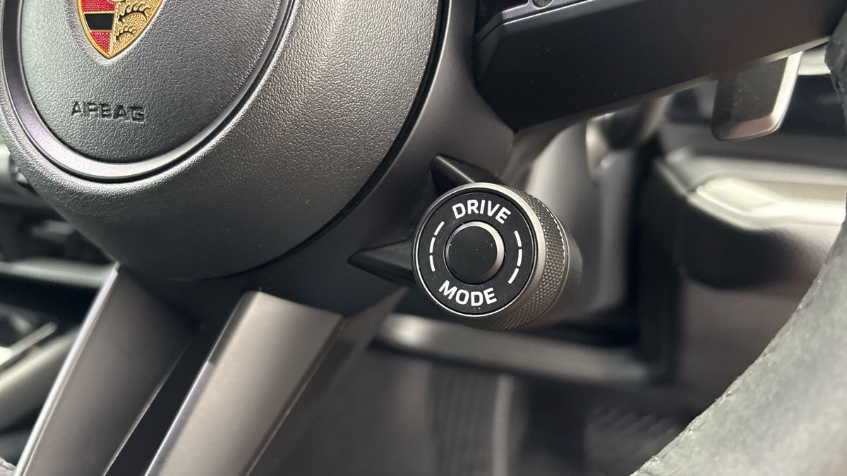 Porsche Cayenne Image 29