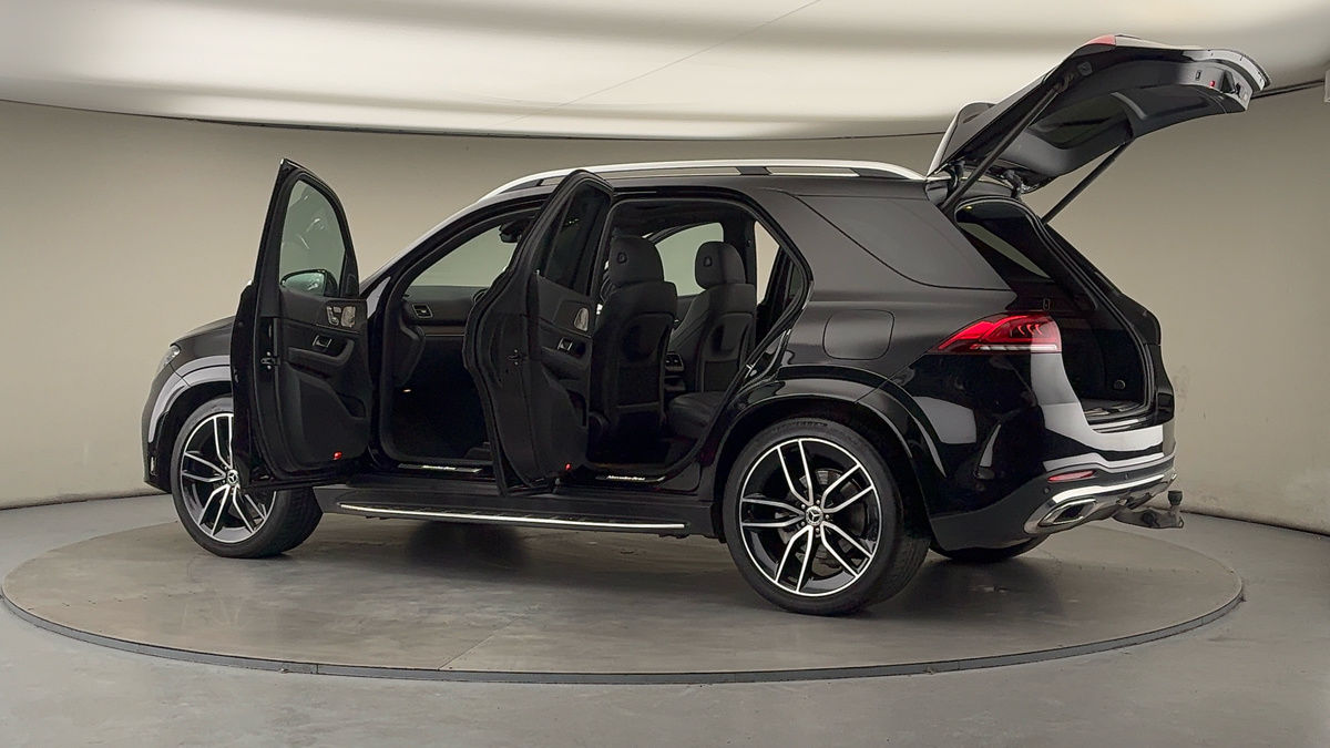 More views of Mercedes-Benz GLE