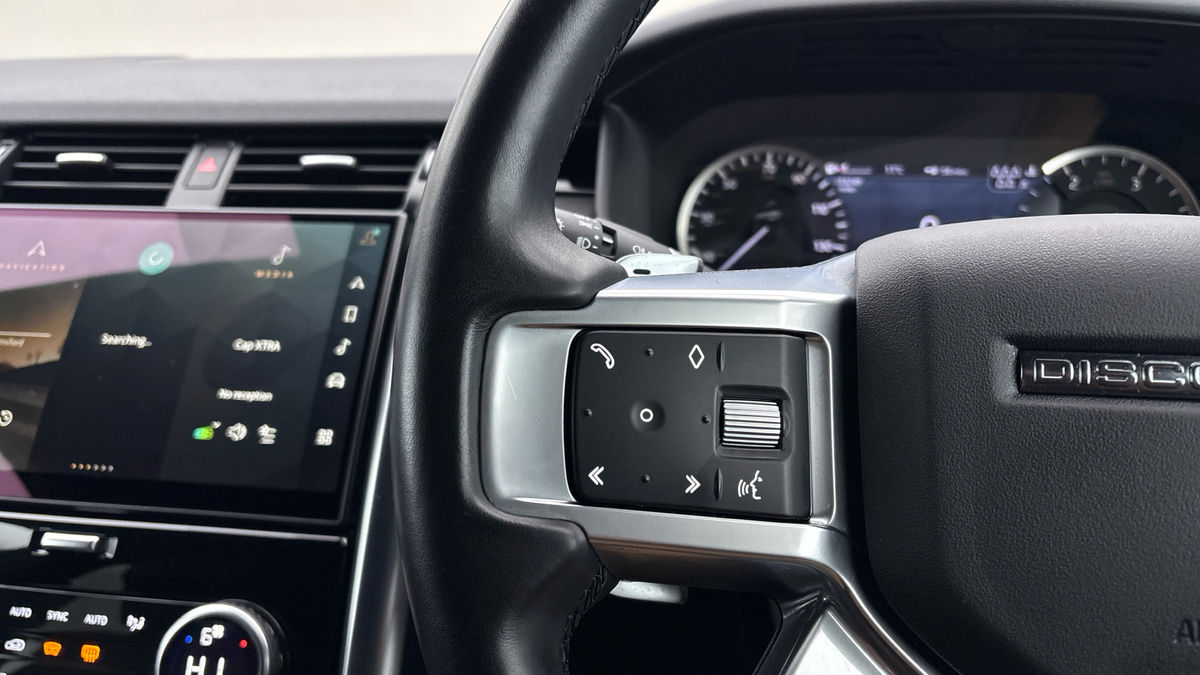 Land Rover Discovery Image 13