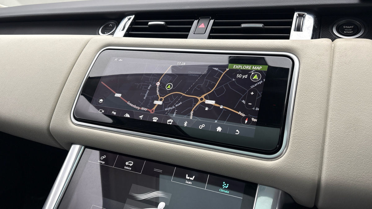 Land Rover Range Rover Sport Image 17