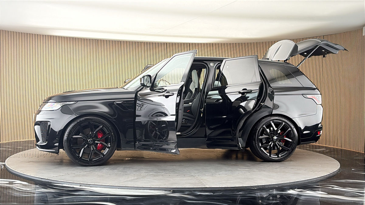 More views of Land Rover Range Rover Sport