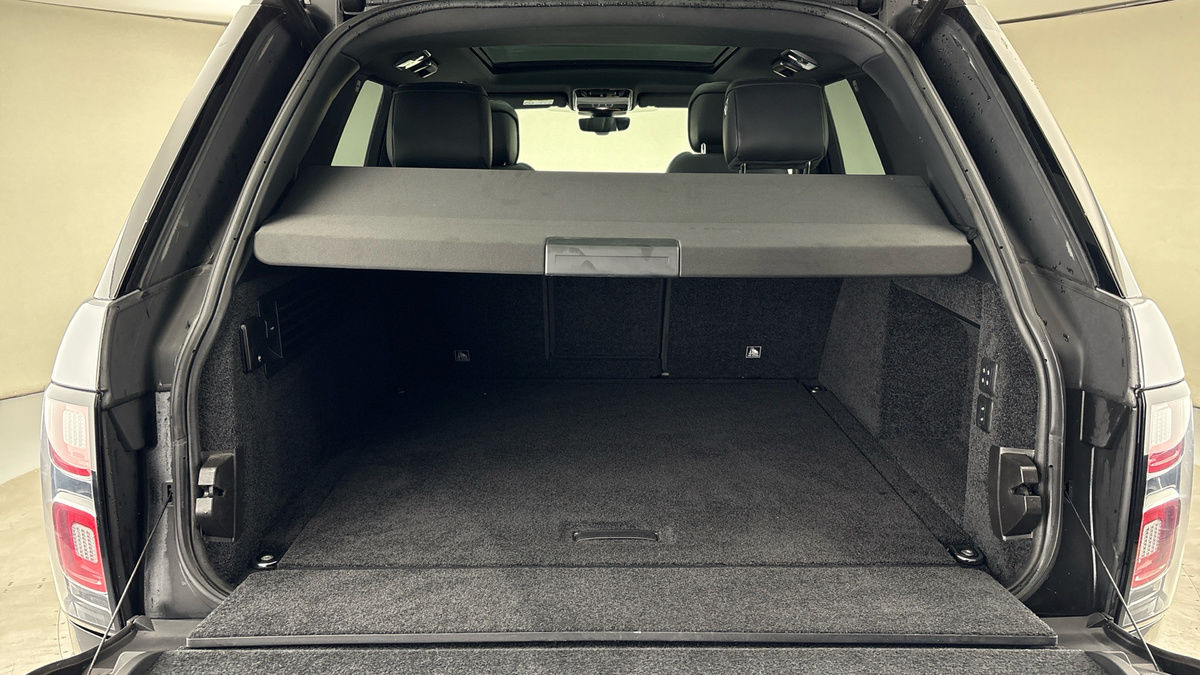 Land Rover Range Rover Image 11