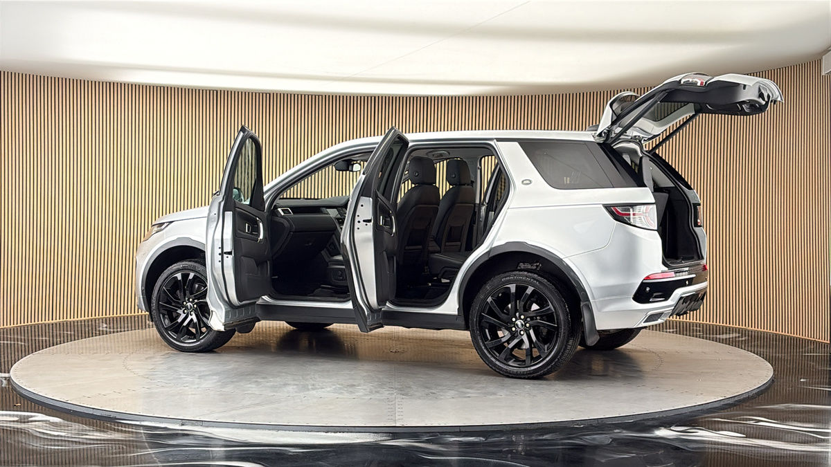 More views of Land Rover Discovery Sport