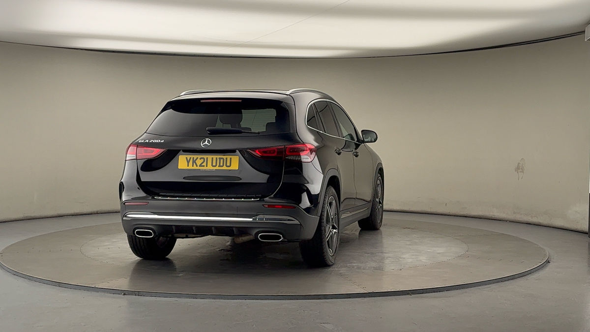 More views of Mercedes-Benz GLA