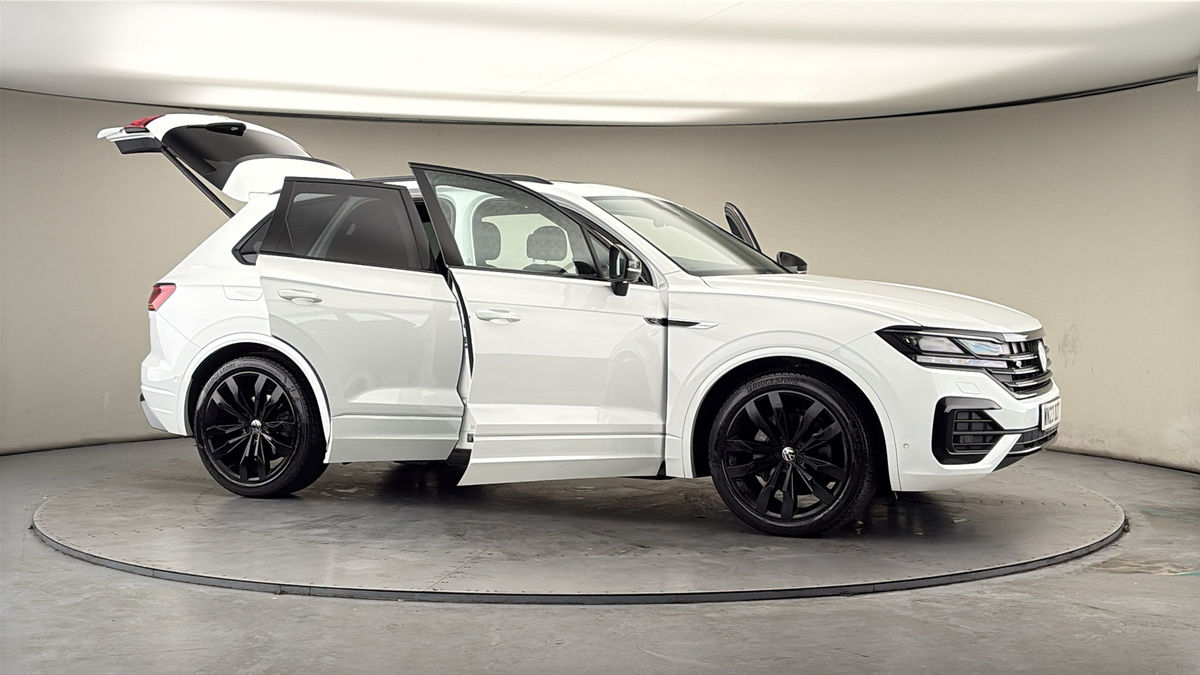 More views of Volkswagen Touareg