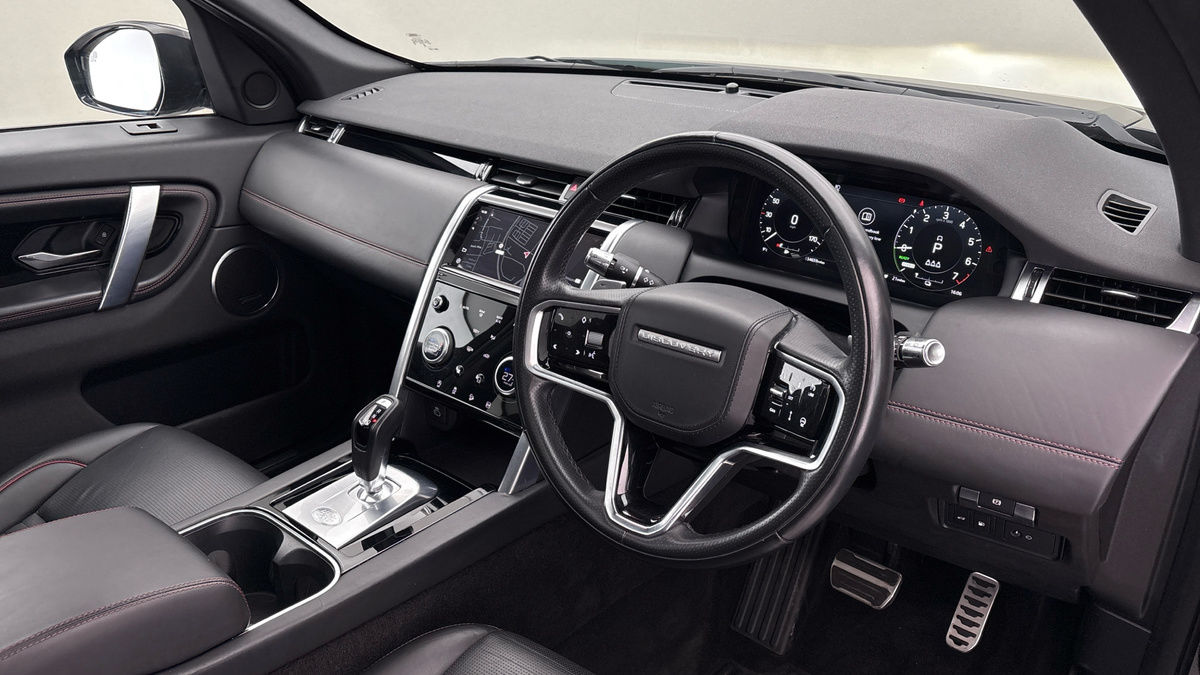 Land Rover Discovery Sport Image 5