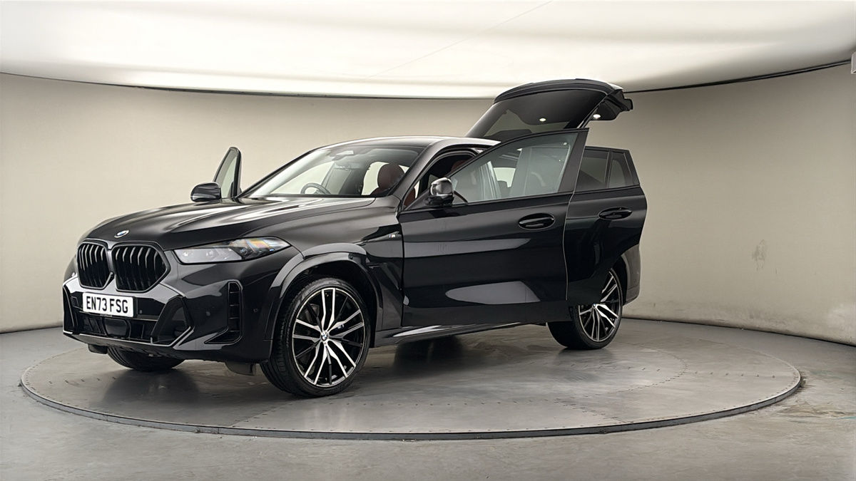 BMW X6 Image 22