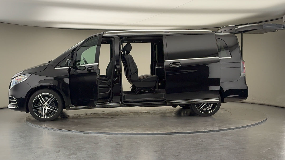 More views of Mercedes-Benz V Class