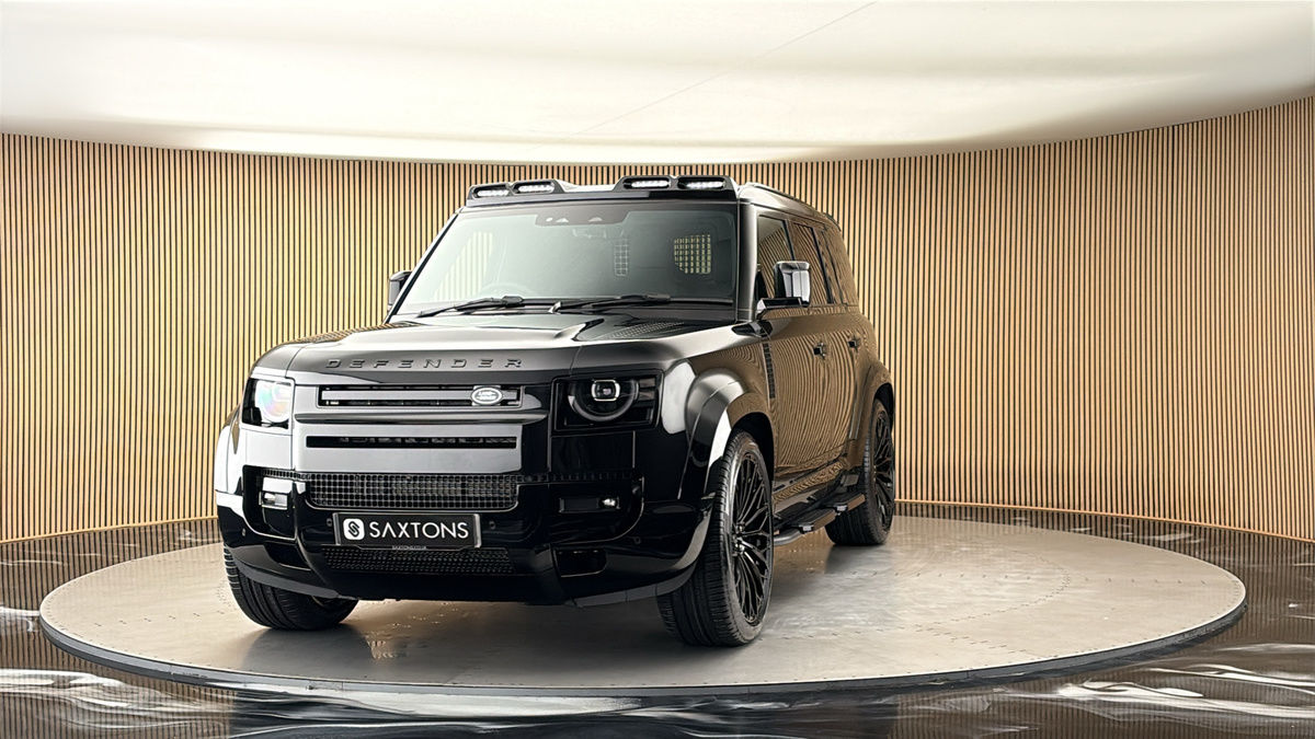 More views of Land Rover Defender 110