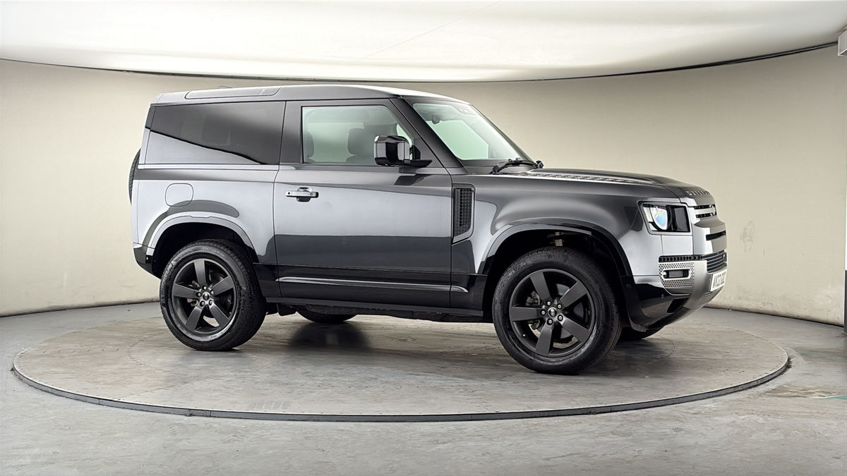 More views of Land Rover Defender 90