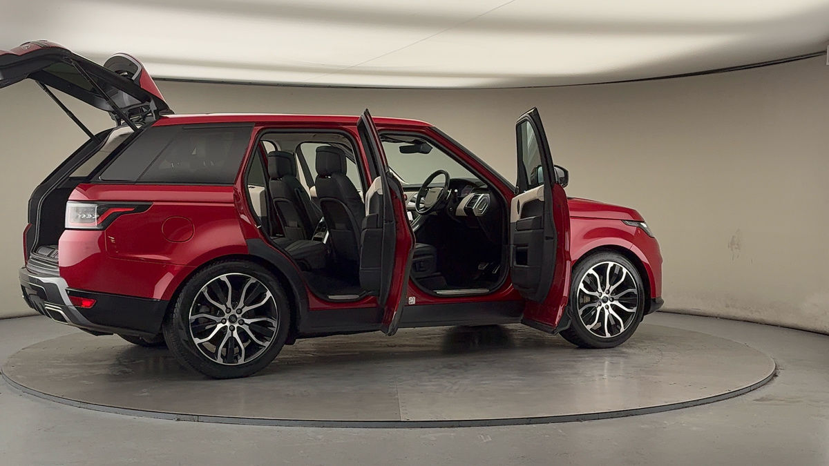 More views of Land Rover Range Rover Sport