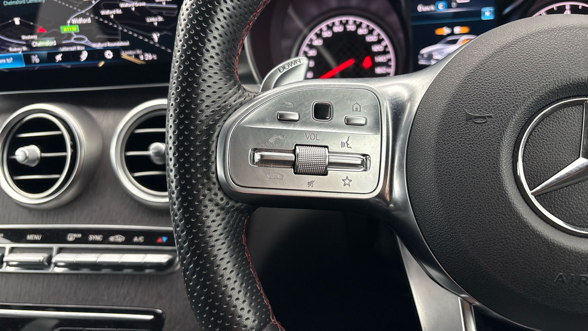 Mercedes-Benz GLC Image 13