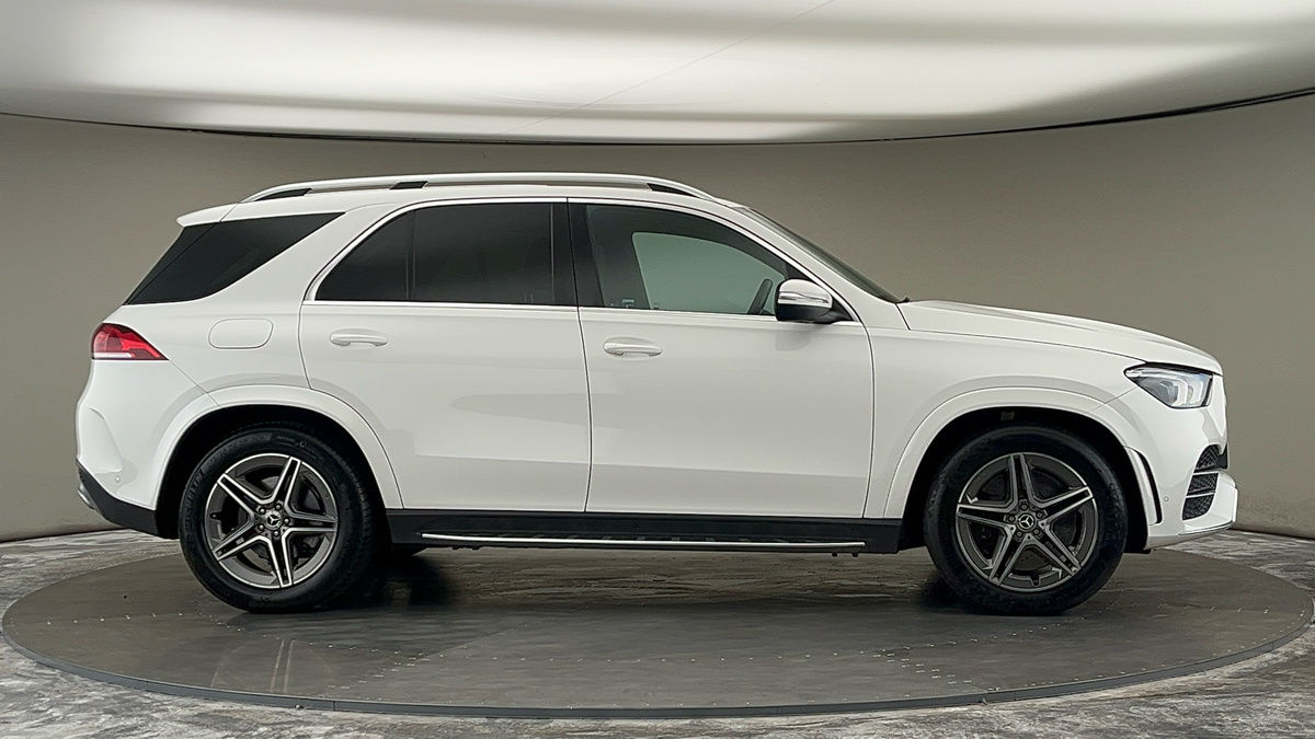 More views of Mercedes-Benz GLE