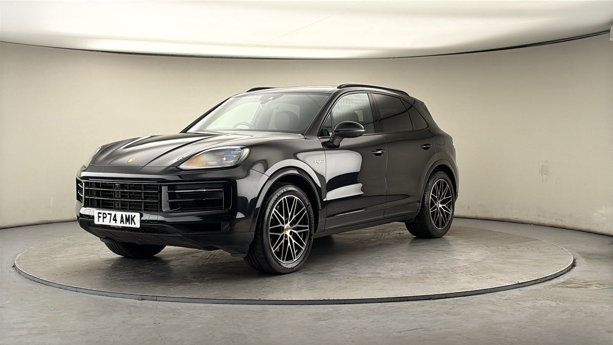 More views of Porsche Cayenne