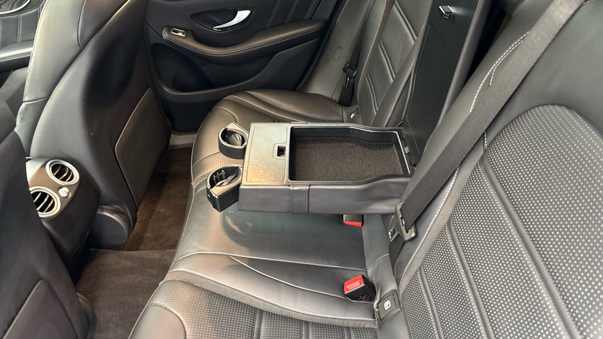 Mercedes-Benz GLC Image 9