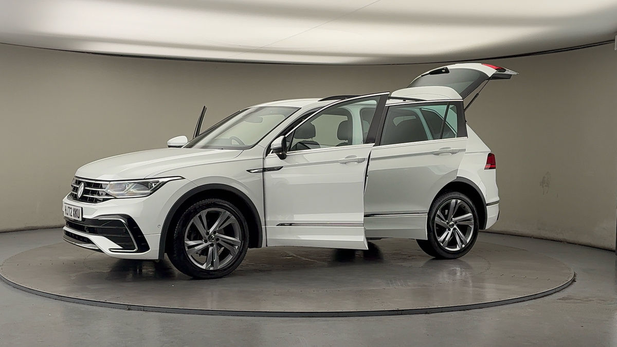 More views of Volkswagen Tiguan