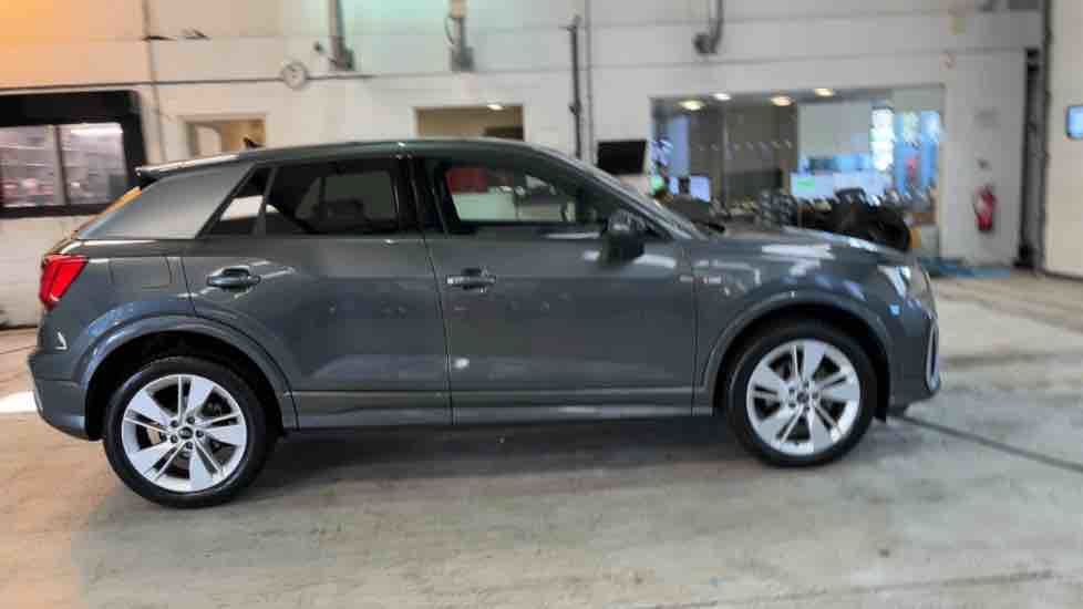 More views of Audi Q2