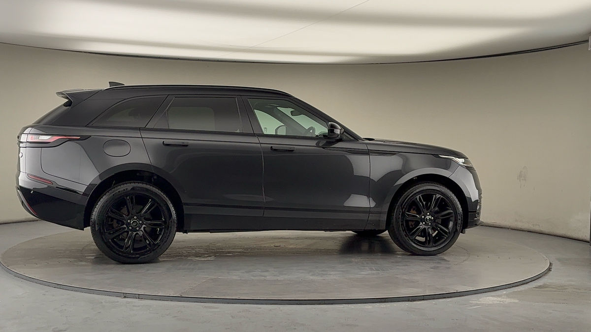 More views of Land Rover Range Rover Velar