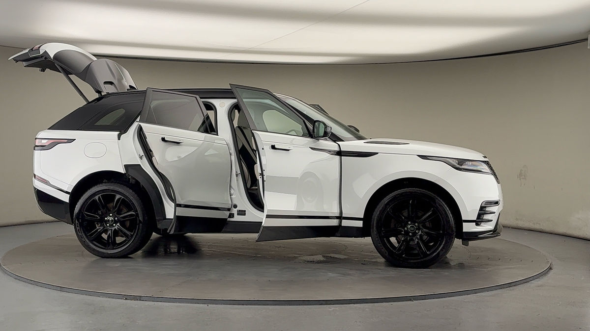 More views of Land Rover Range Rover Velar