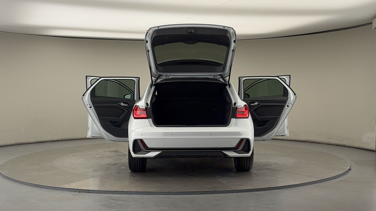 More views of Audi A1