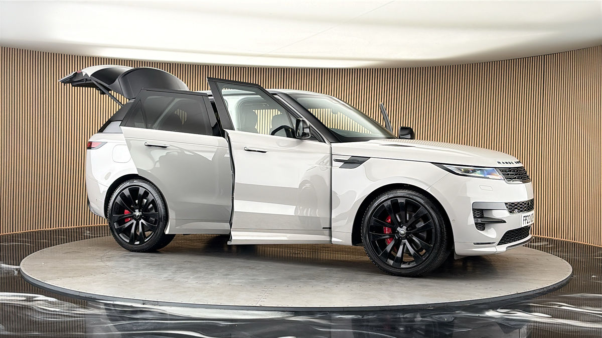 More views of Land Rover Range Rover Sport