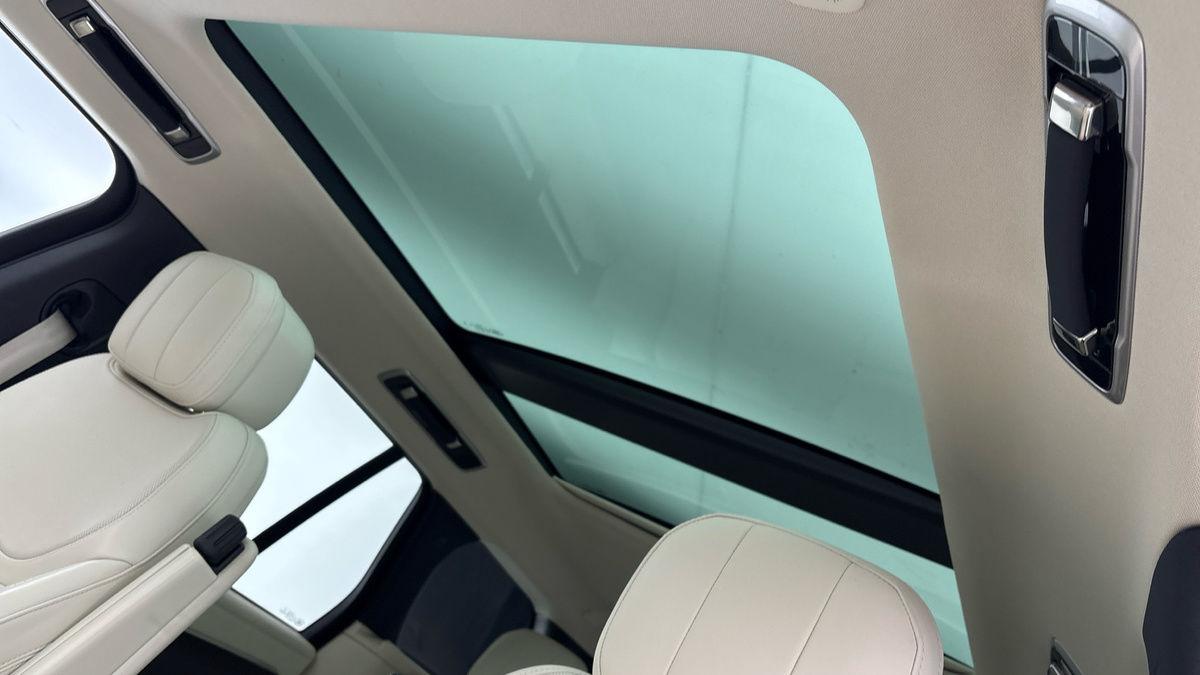 Land Rover Range Rover Image 6