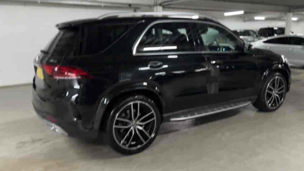 More views of Mercedes-Benz GLE