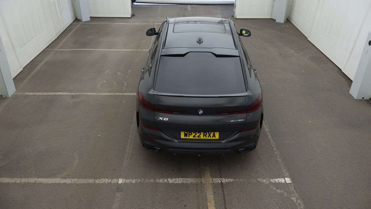 BMW X6 Image 8