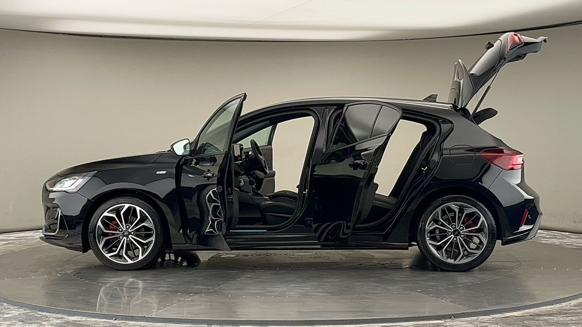 More views of Ford Focus